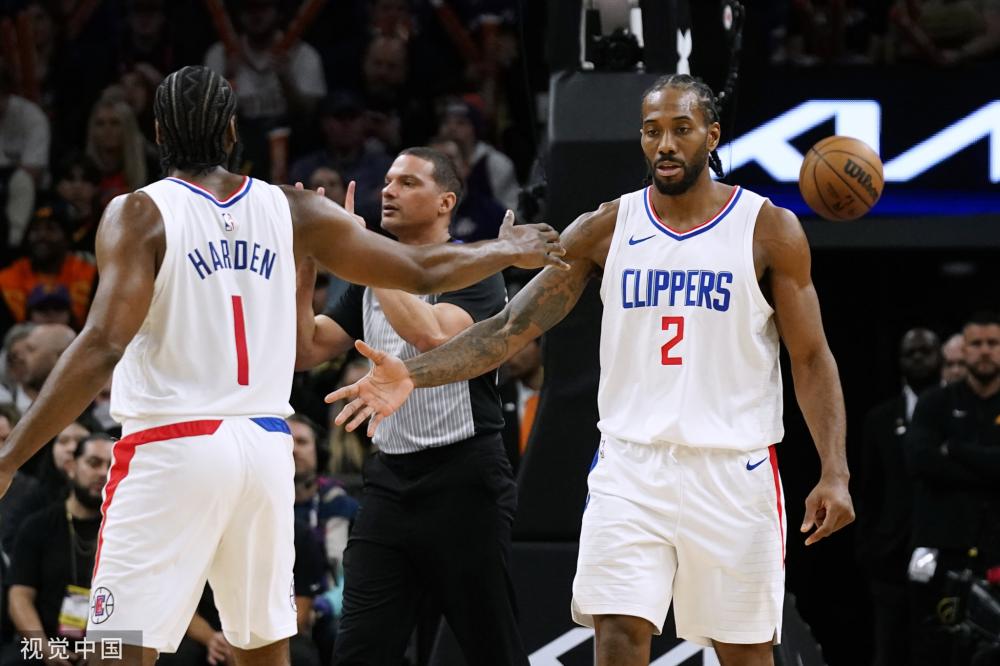 速吸引了众 速吸引了众